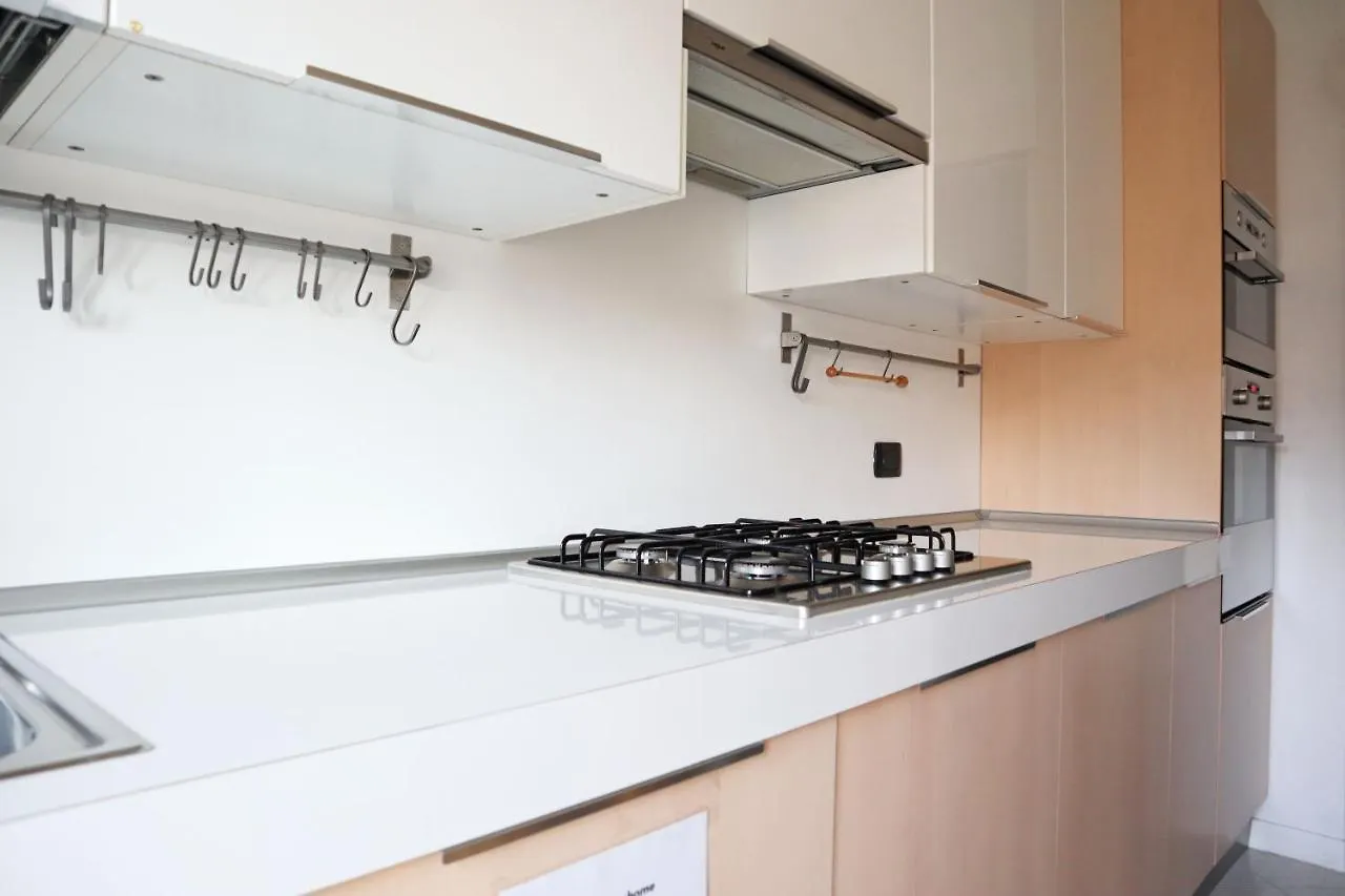 Appartamento Cittastudi Elegant Bright House Milano Italia