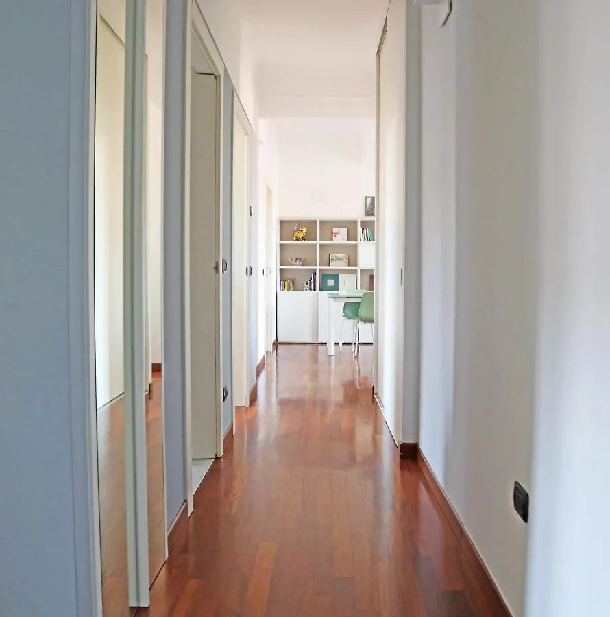 Appartamento Cittastudi Elegant Bright House Milano